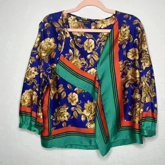 ZARA-   Floral Satin Blouse 3/4 sleeves V neck Sz S - NWOT - Picture 9 of 10